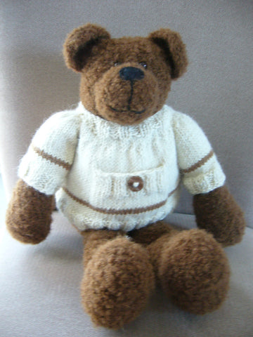 Knitted soft toys